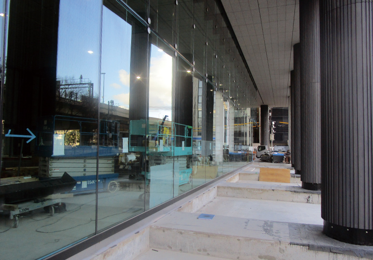 新ダイビルの工事 ガラス事業部